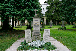 レオポルドとコンスタンツェの墓